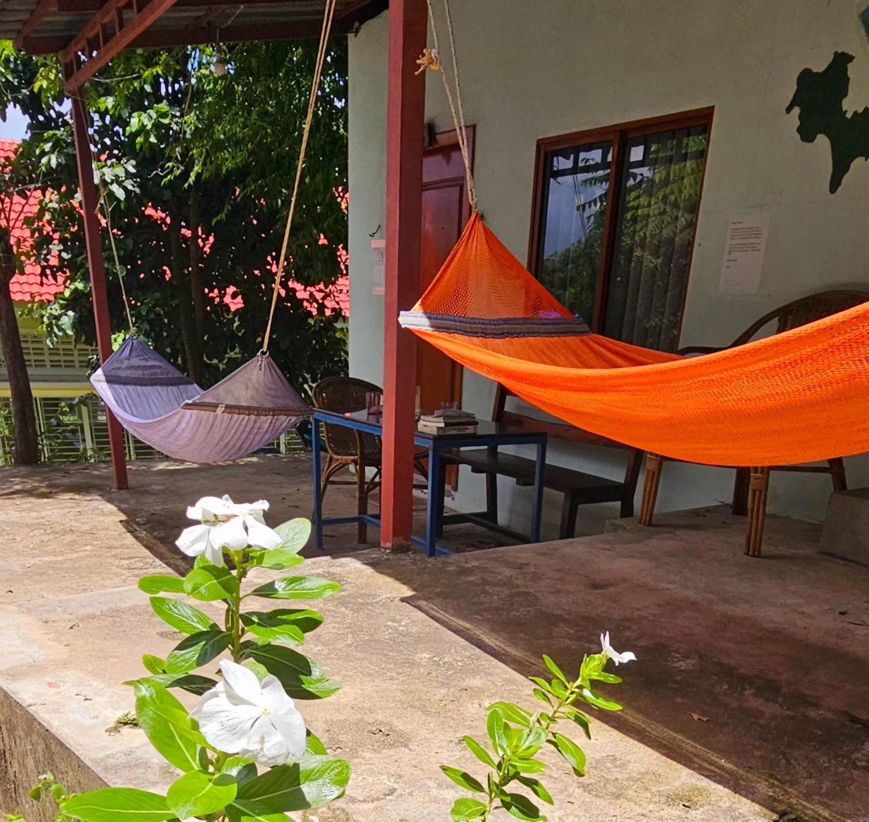 The Small Guest House Kaoh Touch Exterior foto